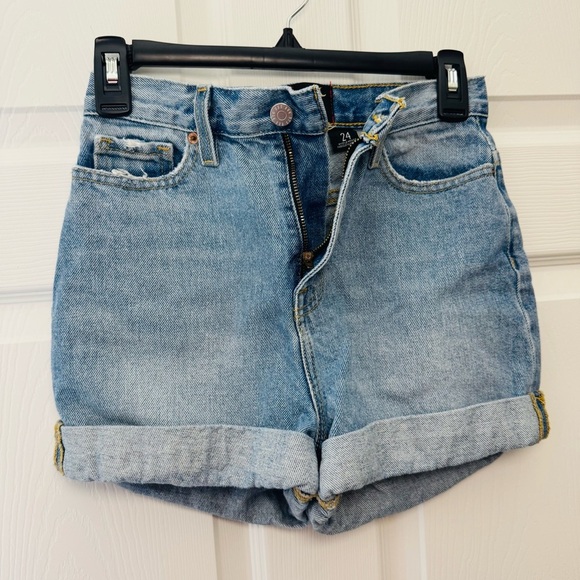 BDG Urban Outfitters High-Waisted Denim Shorts - Size 24 - Picture 1 of 4